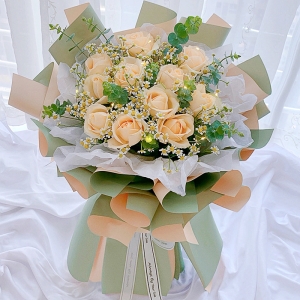 ůů�ķ�-12֧����õ�壬��ʾպ��ȼ�����塢�µ�����һ�ƴ� ��װ���ڳİ�ɫѩ��ֽ��������ɫŷ��ֽ���Բ�ΰ�װ���д�����